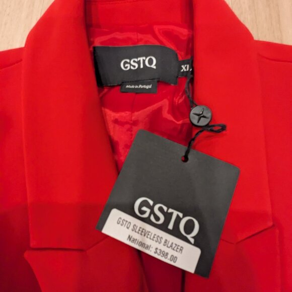 GSTQ Ultimate Sleeveless Luxury Blazer NWT - Size XL - Cherry Valentine Red - Picture 3 of 8